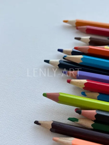 Радужные карандаши #256