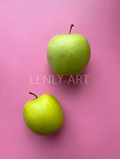 Два яблока на розовом фоне #498
