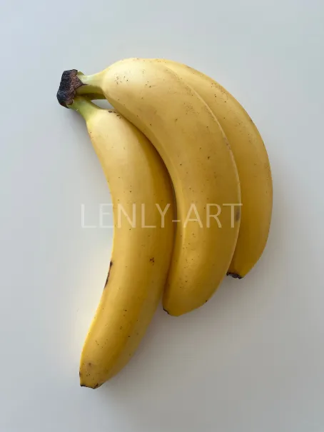 Три банана на бежевом фоне #608