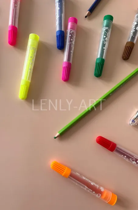 Яркие ручки, фломастеры и карандаши #733