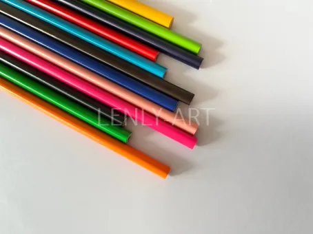 Цветные карандаши #693