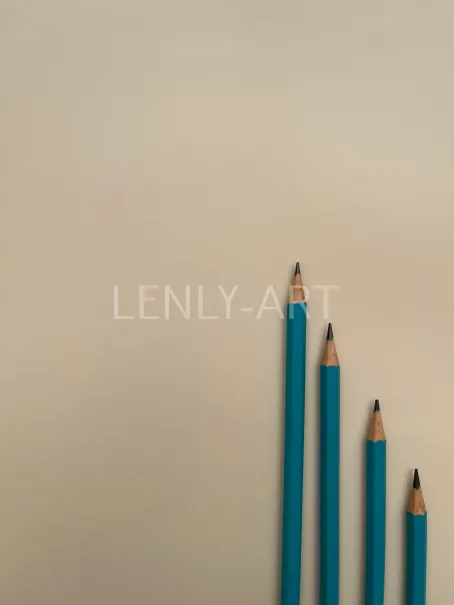 Бежевый фон и бирюзовые карандаши #882